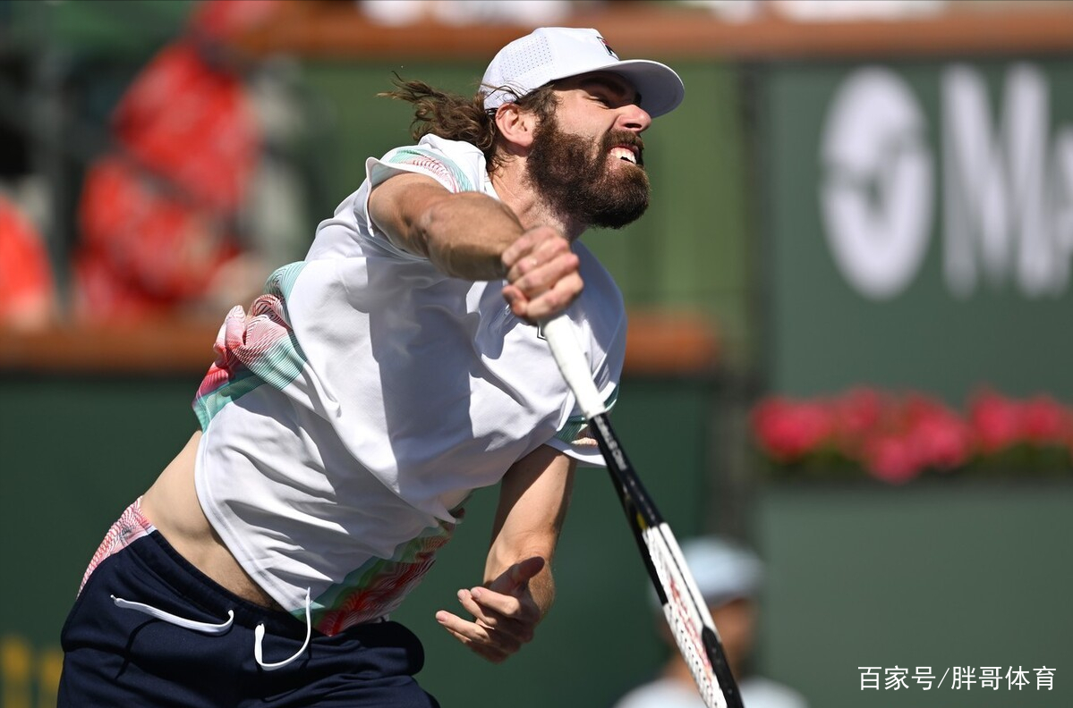 开云体育-纳达尔在DWG比赛中挺进下一轮，精彩发挥引发热议！的简单介绍